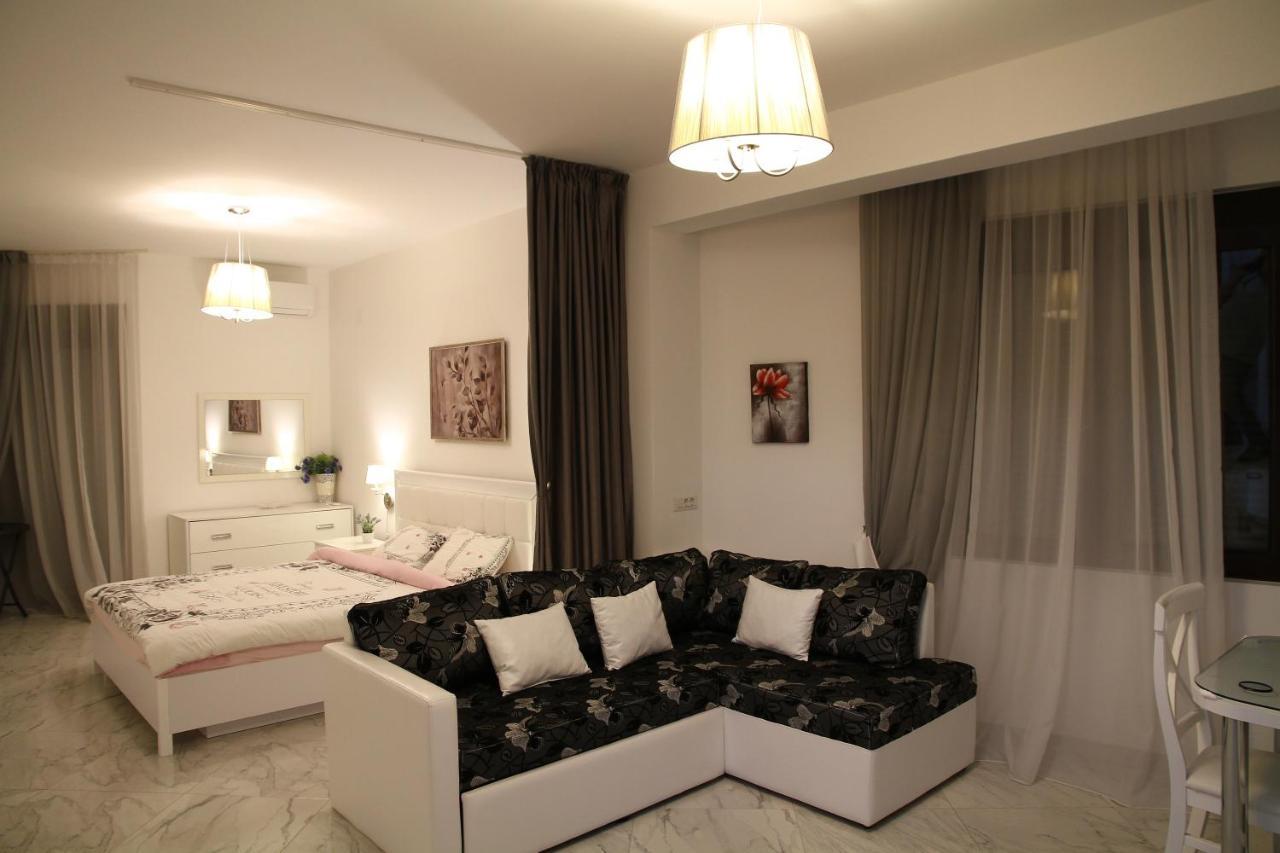 Bella Costa Apartment Dobra Voda Luaran gambar