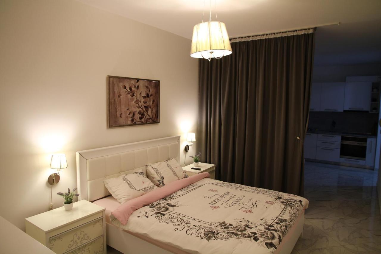 Bella Costa Apartment Dobra Voda Luaran gambar