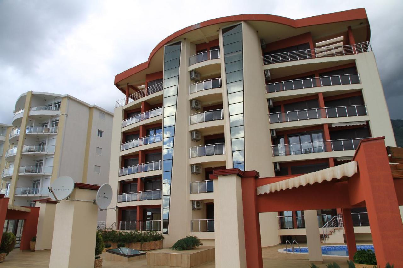 Bella Costa Apartment Dobra Voda Luaran gambar